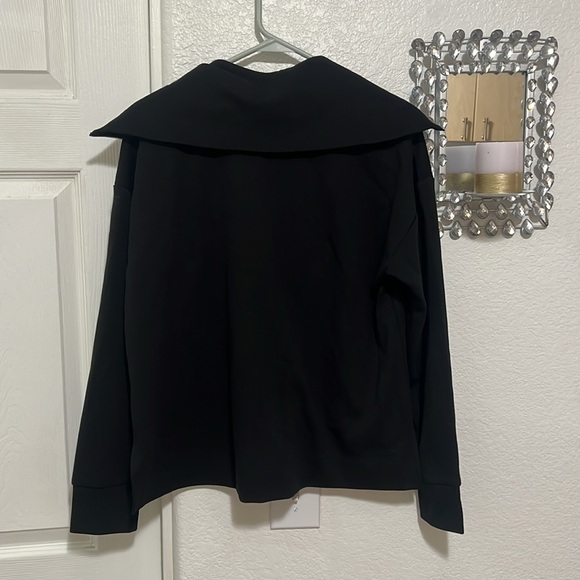 Free Assembly Top /Sweater - Picture 5 of 7